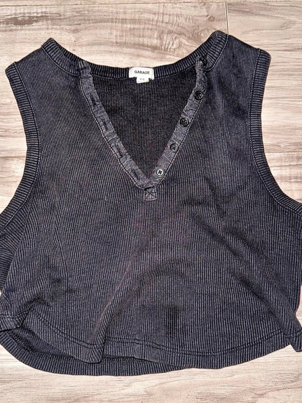 Garage Ribbed V-Neck Button Crop Tank Top Black Small